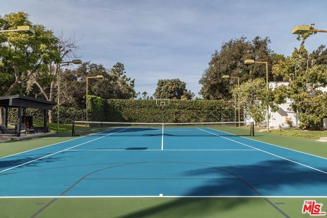 624 N Beverly Drive, Beverly Hills, CA 90210