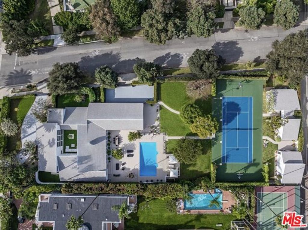 624 N Beverly Drive, Beverly Hills, CA 90210