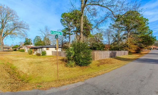 7423 Gibson Road, Jacksonville, AR 72076