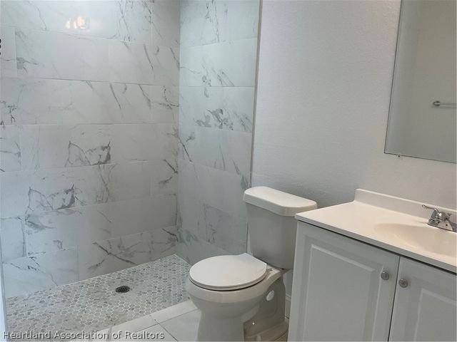 107 Elba Drive NE, Lake Placid, FL 33852