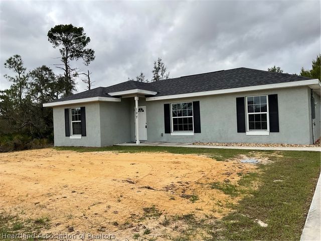 107 Elba Drive NE, Lake Placid, FL 33852