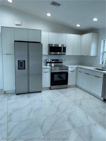 107 Elba Drive NE, Lake Placid, FL 33852