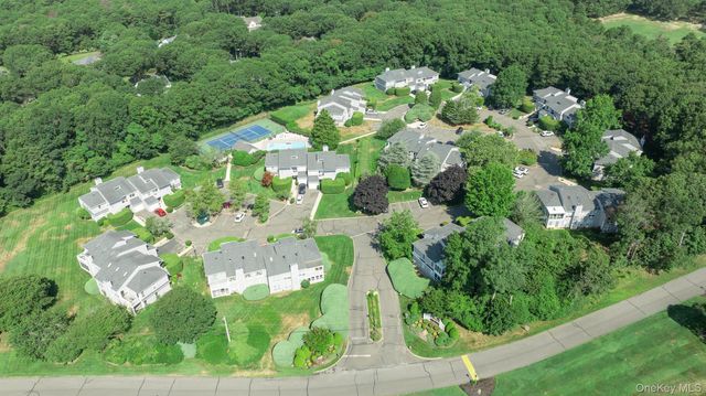 11 Vista Drive 11, Manorville, NY 11949
