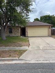 7826 Sara Lynn Pkwy, Corpus Christi, TX 78414