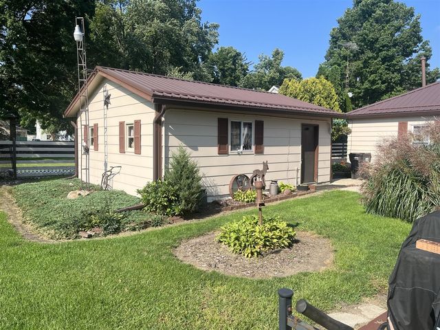 414 S Chicago Street, Litchfield, MI 49252