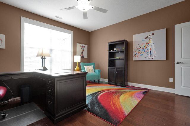 8268 Coppertop Lane, Lewis Center, OH 43035