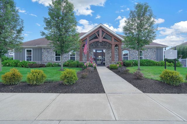 8268 Coppertop Lane, Lewis Center, OH 43035