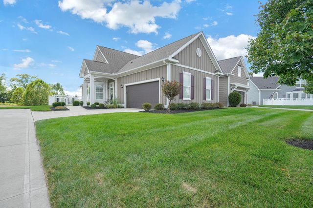 8268 Coppertop Lane, Lewis Center, OH 43035