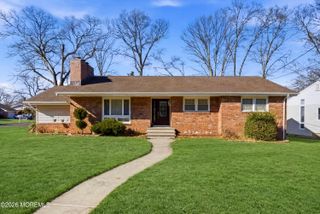 603 Carol Avenue, Oakhurst, NJ 07755