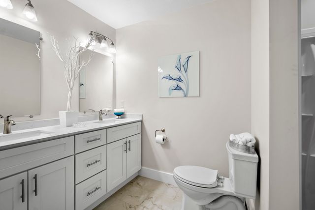 2757 Fashion Avenue, Interlochen, MI 49643