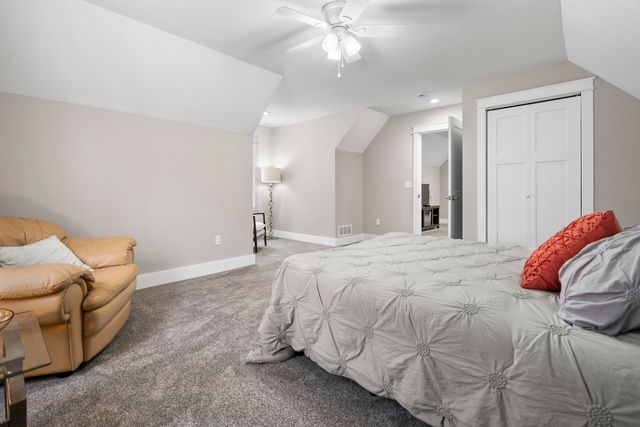 2757 Fashion Avenue, Interlochen, MI 49643