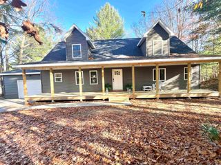 2757 Fashion Avenue, Interlochen, MI 49643