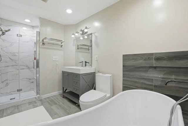 77 Highland Rd, Abington, MA 02351