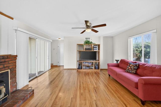 16000 Blossom Hill Road, Los Gatos, CA 95032