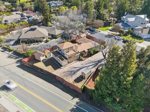 16000 Blossom Hill Road, Los Gatos, CA 95032