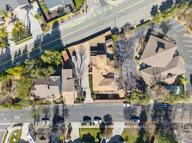 16000 Blossom Hill Road, Los Gatos, CA 95032