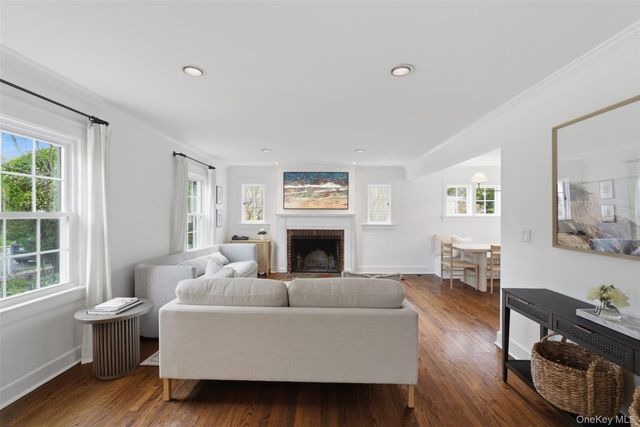32 Kingsbury Road, New Rochelle, NY 10804