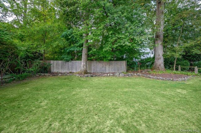 32 Kingsbury Road, New Rochelle, NY 10804