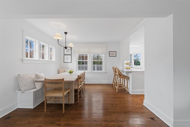 32 Kingsbury Road, New Rochelle, NY 10804