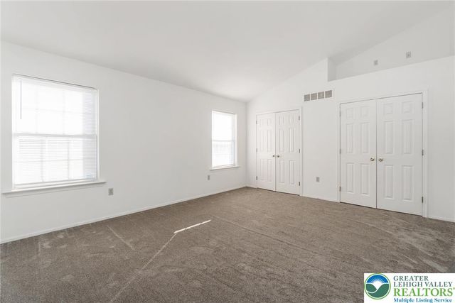 8134 Heritage Drive, Lower Macungie Twp, PA 18011