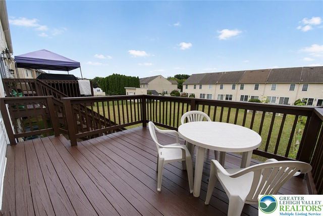 8134 Heritage Drive, Lower Macungie Twp, PA 18011
