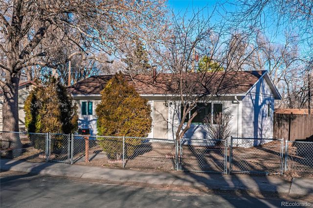 1010 Florence Avenue, Colorado Springs, CO 80905