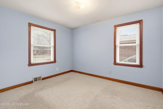 2509 Guelat Ave, Louisville, KY 40216