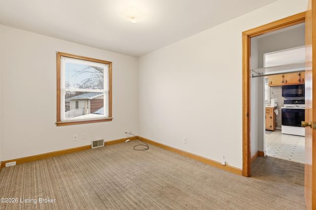 2509 Guelat Ave, Louisville, KY 40216