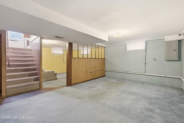 2509 Guelat Ave, Louisville, KY 40216