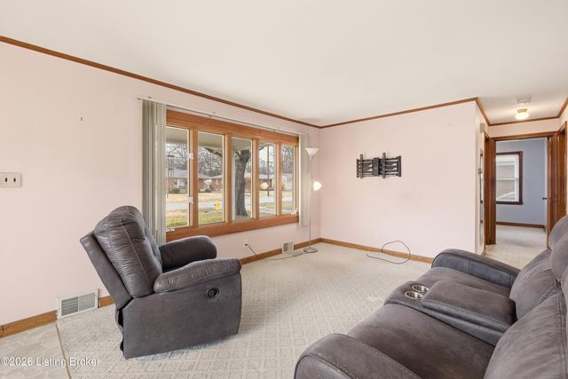 2509 Guelat Ave, Louisville, KY 40216