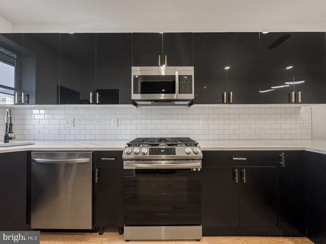 6113 WEBSTER ST, Philadelphia, PA 19143