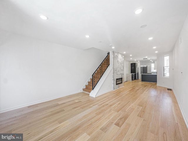6113 WEBSTER ST, Philadelphia, PA 19143