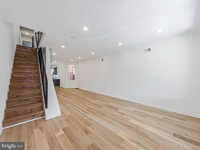 6113 WEBSTER ST, Philadelphia, PA 19143