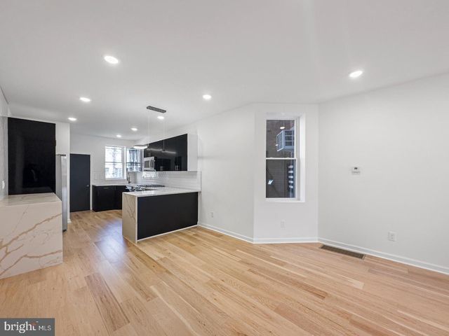 6113 WEBSTER ST, Philadelphia, PA 19143