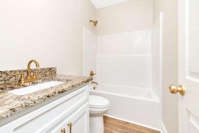 1327 Mckenzie Road, Manning, SC 29102