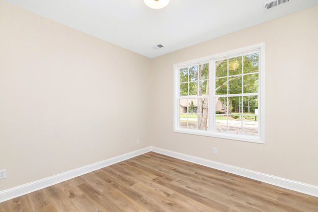 1327 Mckenzie Road, Manning, SC 29102