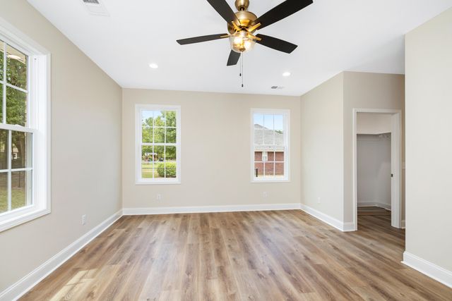 1327 Mckenzie Road, Manning, SC 29102