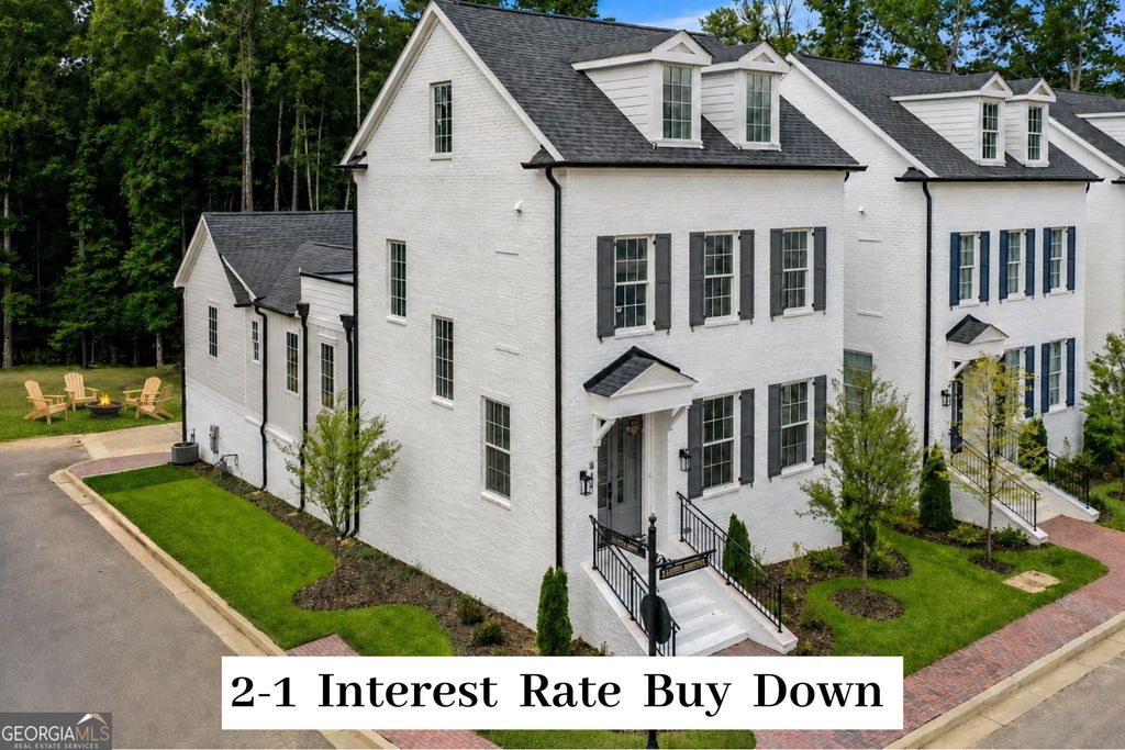 940 Laurel Brooke Avenue, Peachtree City, GA 30269