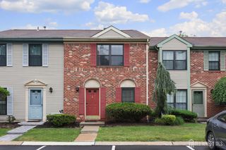243 Hampshire Court, Piscataway, NJ 08854