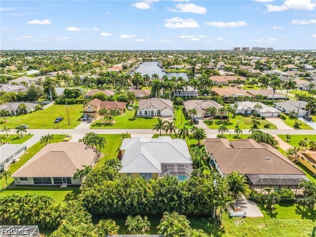 5302 SW 27th PL, Cape Coral, FL 33914