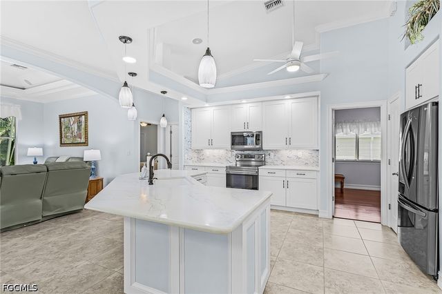 5302 SW 27th PL, Cape Coral, FL 33914