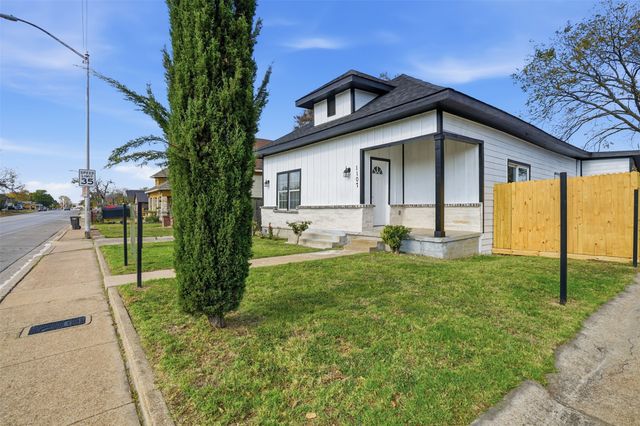 1107 E Allen Avenue, Fort Worth, TX 76104