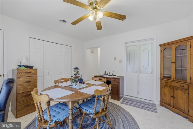 34 TURF DR S, Martinsburg, WV 25405