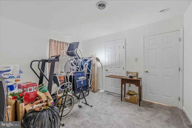 34 TURF DR S, Martinsburg, WV 25405