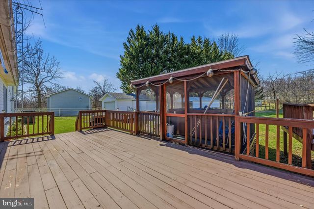 34 TURF DR S, Martinsburg, WV 25405