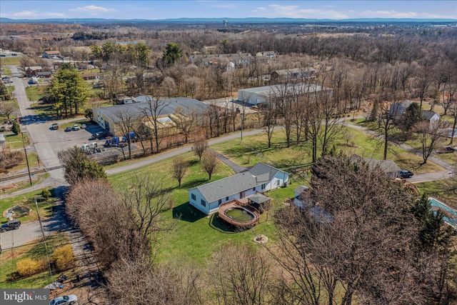 34 TURF DR S, Martinsburg, WV 25405