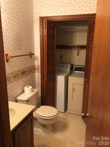 1 Pensacola Heights, Arden, NC 28704