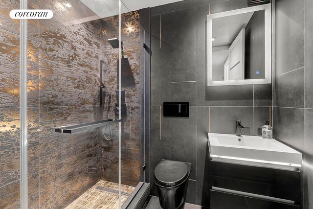 393 W 49th St Apt 5CC, New York City, NY 10019