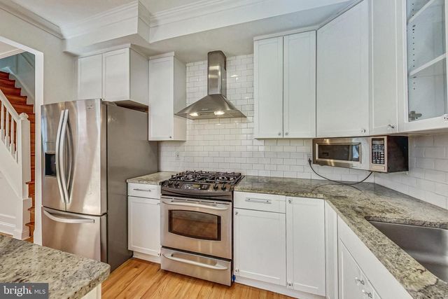 524 10TH ST SE, Washington, DC 20003