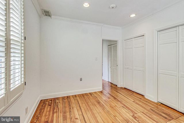 524 10TH ST SE, Washington, DC 20003